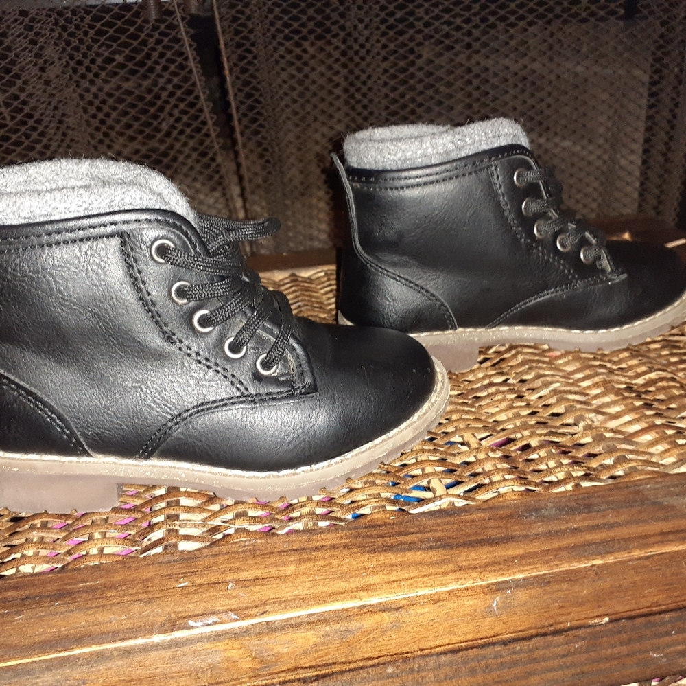 Boys Boots